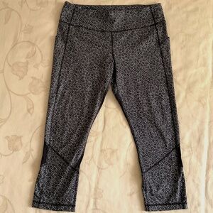 Lululemon Freckle Flower Pace Rival Run Crop, Size 10
